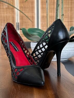 Vintage Charles Jourdan Paris "Bea" Caged Heels Size 9.5 retail &399